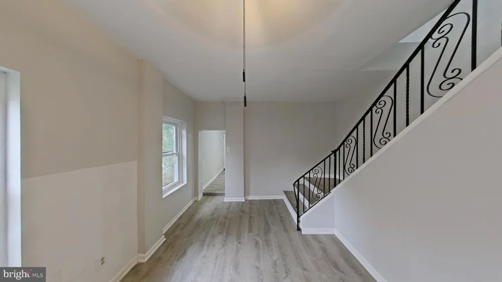 868 E LOCUST AVENUE Philadelphia, PA 19138