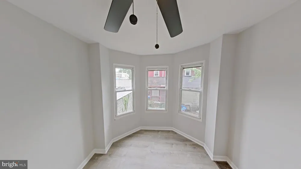 868 E LOCUST AVENUE Philadelphia, PA 19138