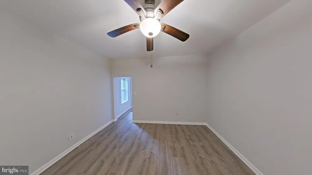 868 E LOCUST AVENUE Philadelphia, PA 19138