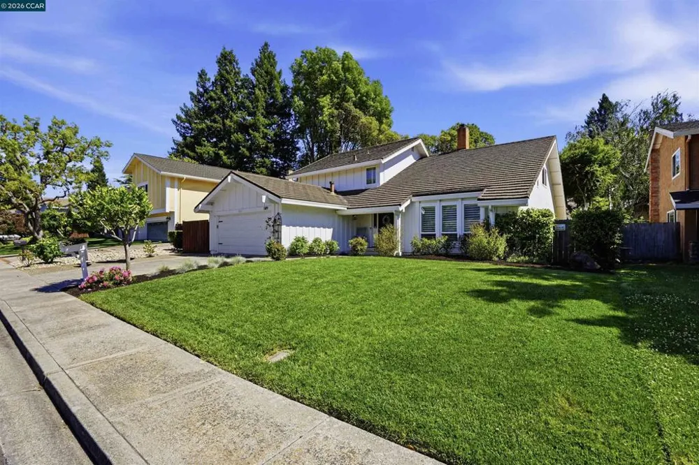589 Zephyr Cir Danville, CA 94526