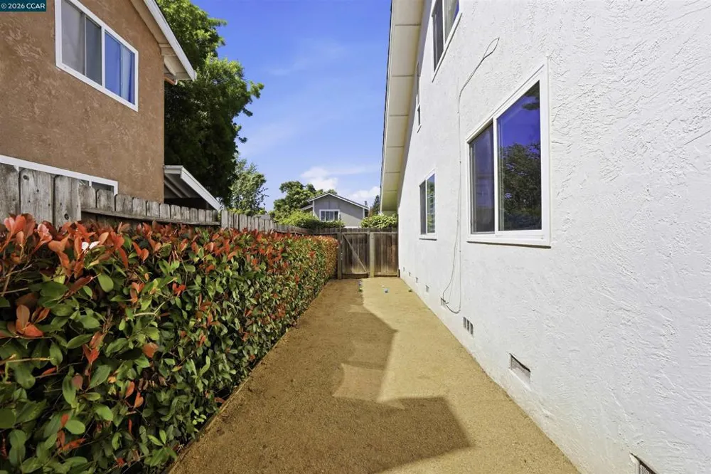 589 Zephyr Cir Danville, CA 94526
