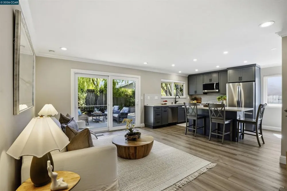 589 Zephyr Cir Danville, CA 94526