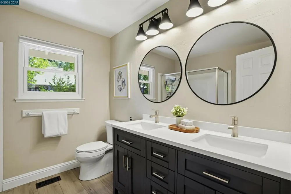 589 Zephyr Cir Danville, CA 94526