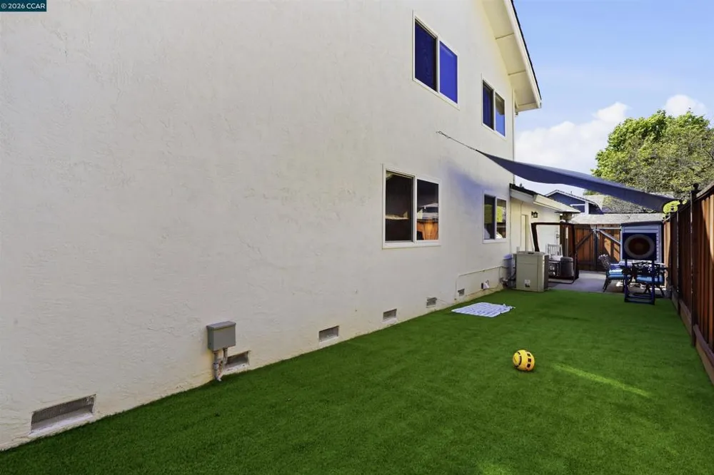 589 Zephyr Cir Danville, CA 94526