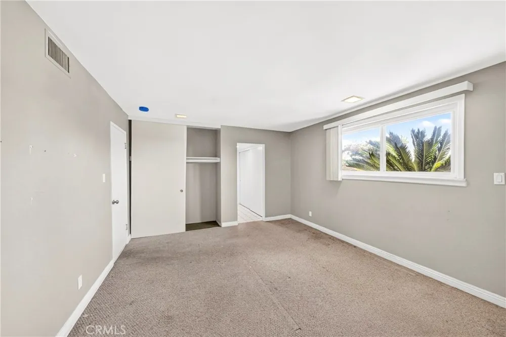 1939 S Bradshawe Monterey Park, CA 91754
