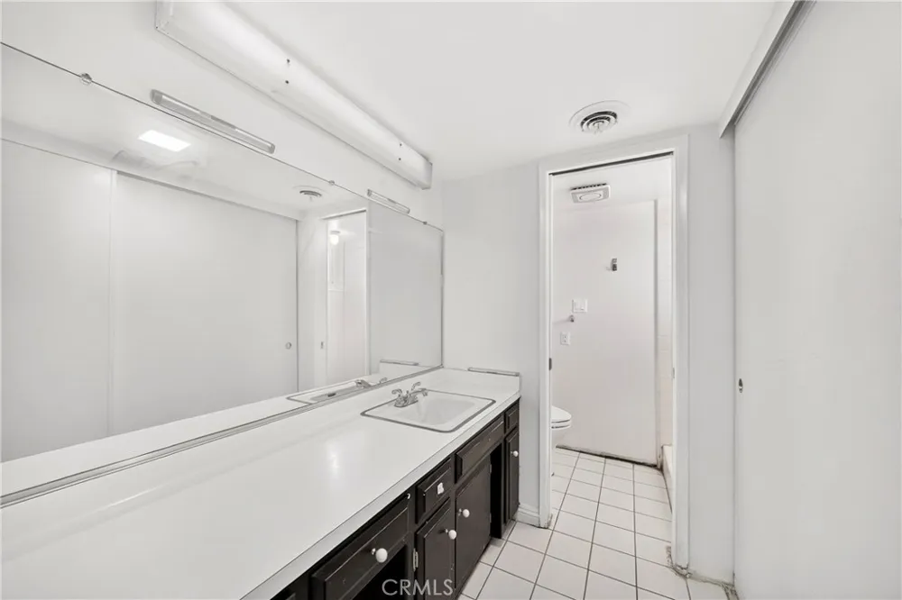 1939 S Bradshawe Monterey Park, CA 91754