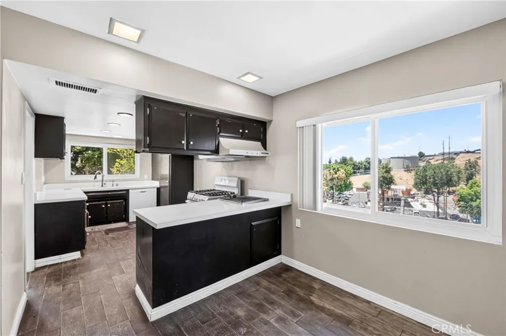 1939 S Bradshawe Monterey Park, CA 91754