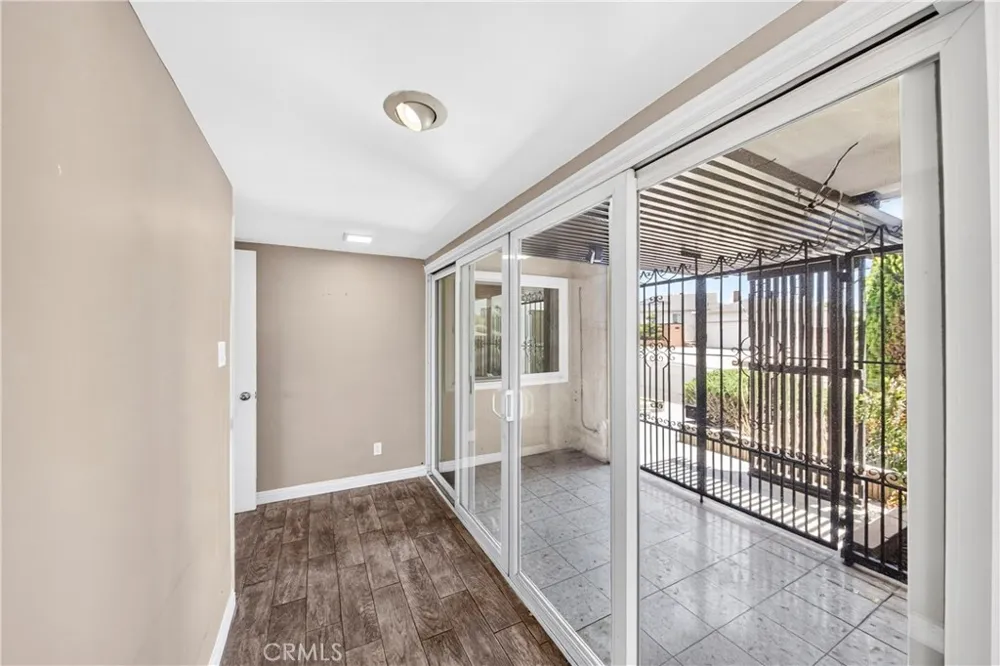 1939 S Bradshawe Monterey Park, CA 91754