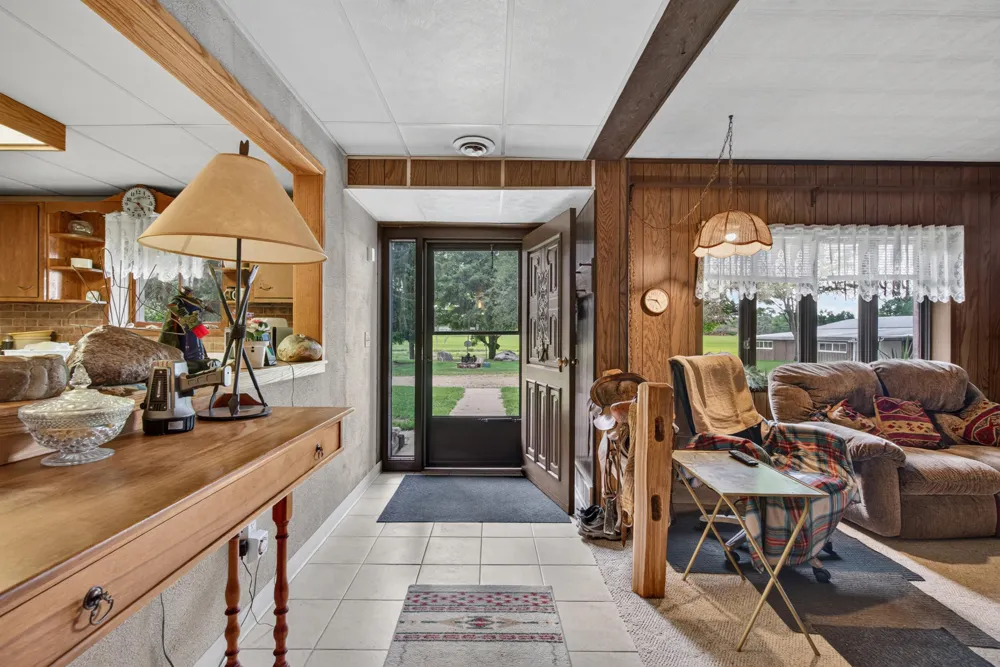 1611 S Williamston Road Dansville, MI 48819