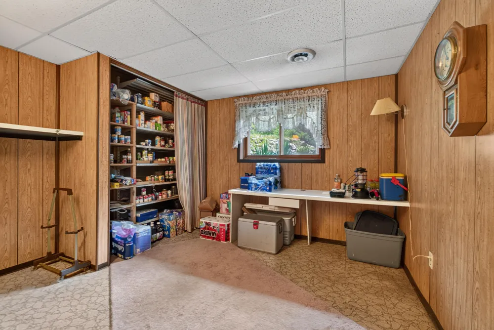 1611 S Williamston Road Dansville, MI 48819