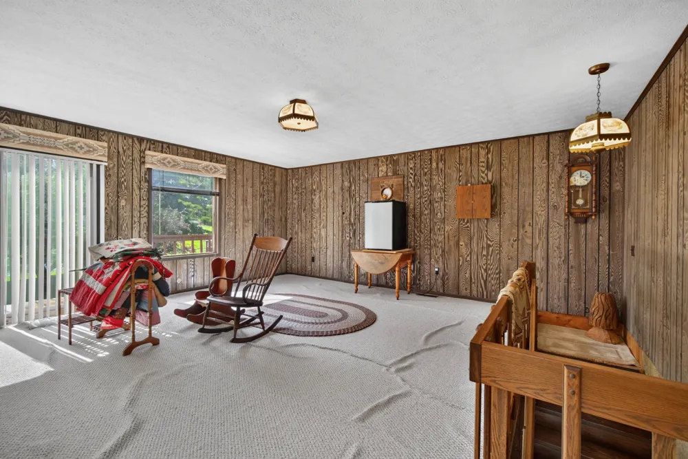 1611 S Williamston Road Dansville, MI 48819