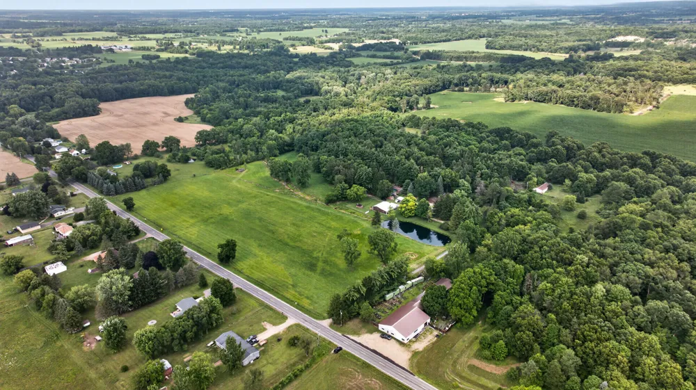 1611 S Williamston Road Dansville, MI 48819