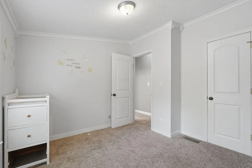 582 Leenhouts Street Comstock Charter Township, MI 49048