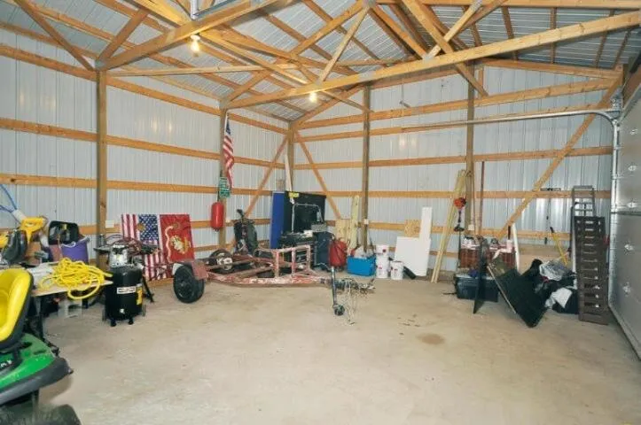 582 Leenhouts Street Comstock Charter Township, MI 49048