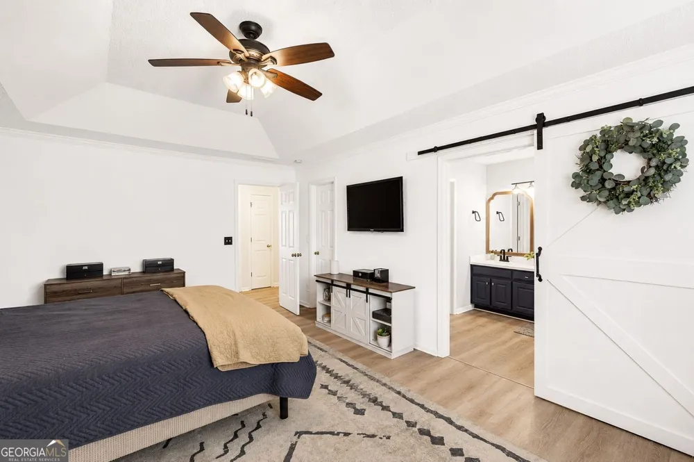 5825 April DR Sugar Hill, GA 30518