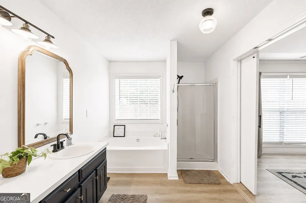 5825 April DR Sugar Hill, GA 30518