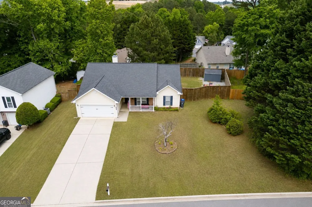 5825 April DR Sugar Hill, GA 30518