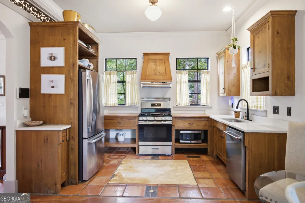 106 Claire ST Rossville, GA 30741