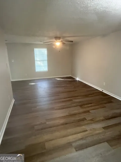 104 N meade DR Peachtree City, GA 30269