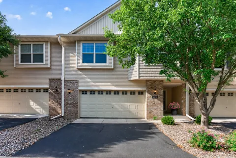 11631 Prospect Curve