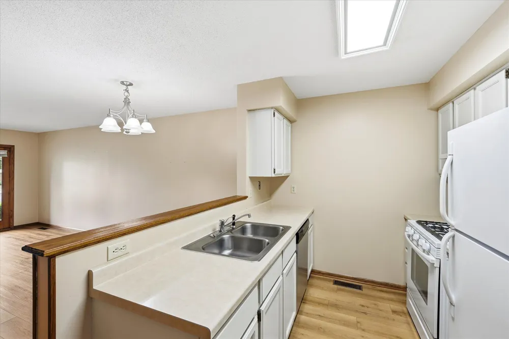 540 Auburn Place NW #C Elk River, MN 55330