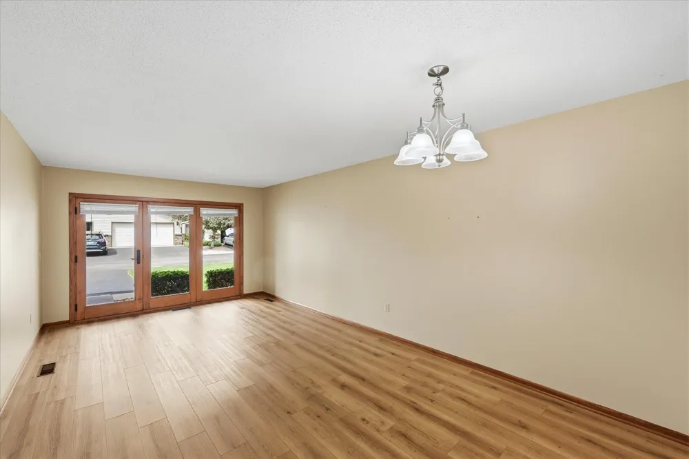 540 Auburn Place NW #C Elk River, MN 55330