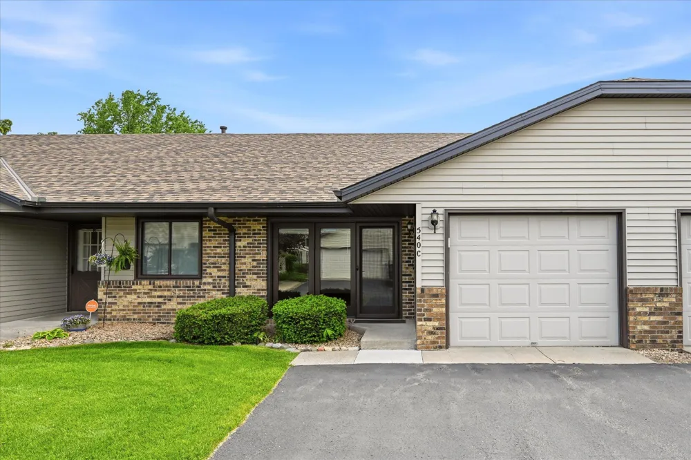 540 Auburn Place NW #C Elk River, MN 55330