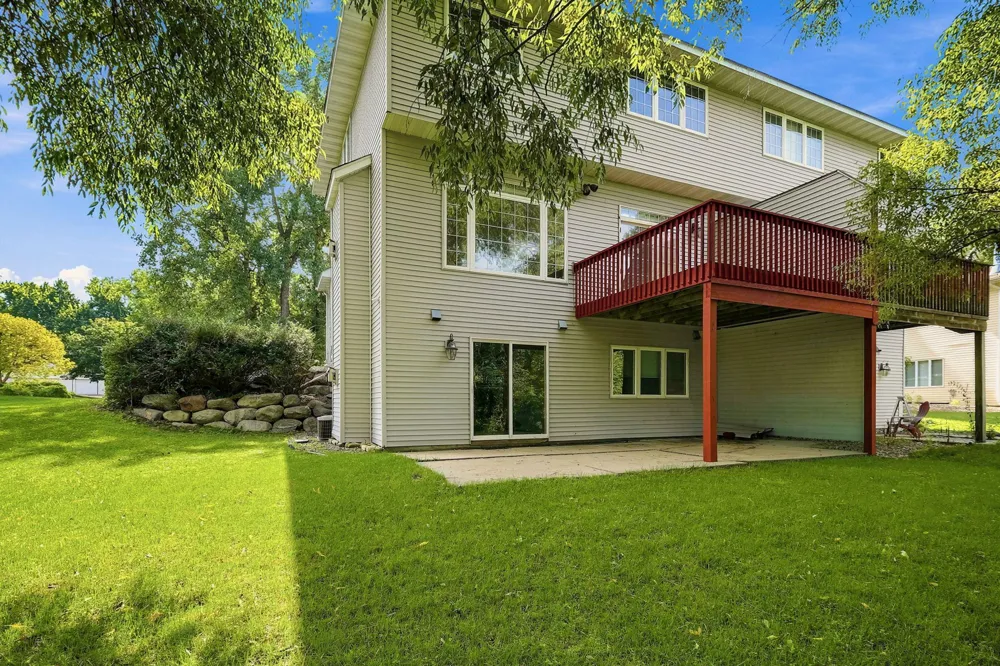 5546 Malibu Drive Edina, MN 55436