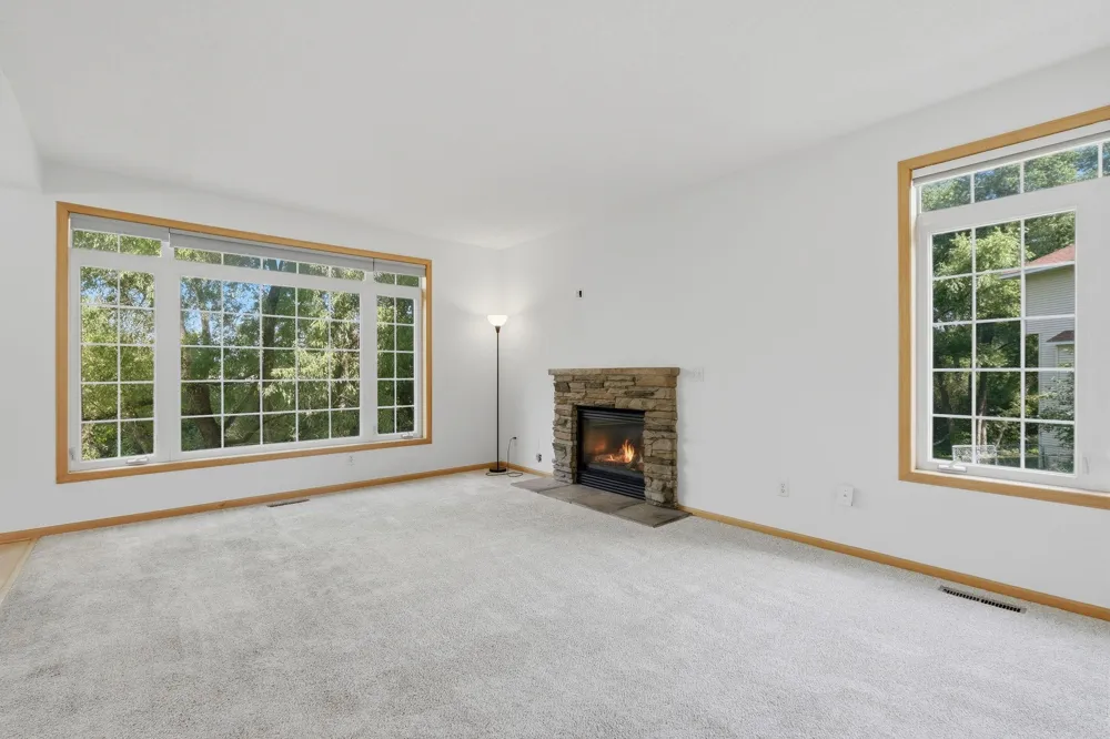 5546 Malibu Drive Edina, MN 55436