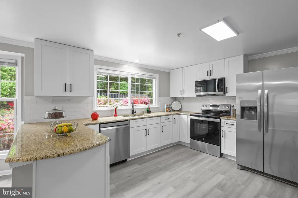 9725 LOOKOUT PLACE Gaithersburg, MD 20886