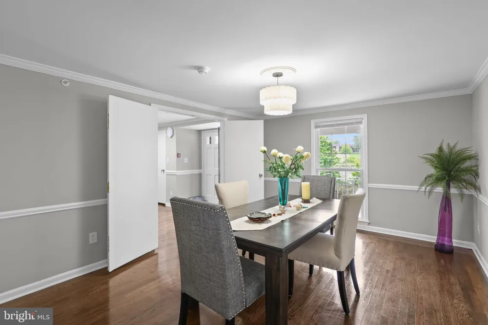 9725 LOOKOUT PLACE Gaithersburg, MD 20886