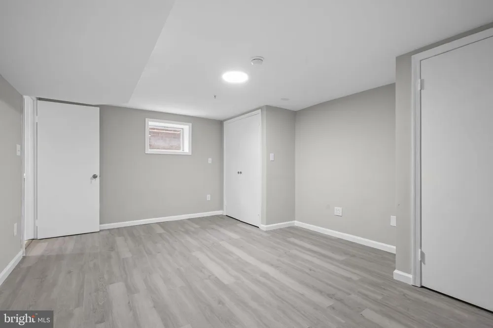 9725 LOOKOUT PLACE Gaithersburg, MD 20886
