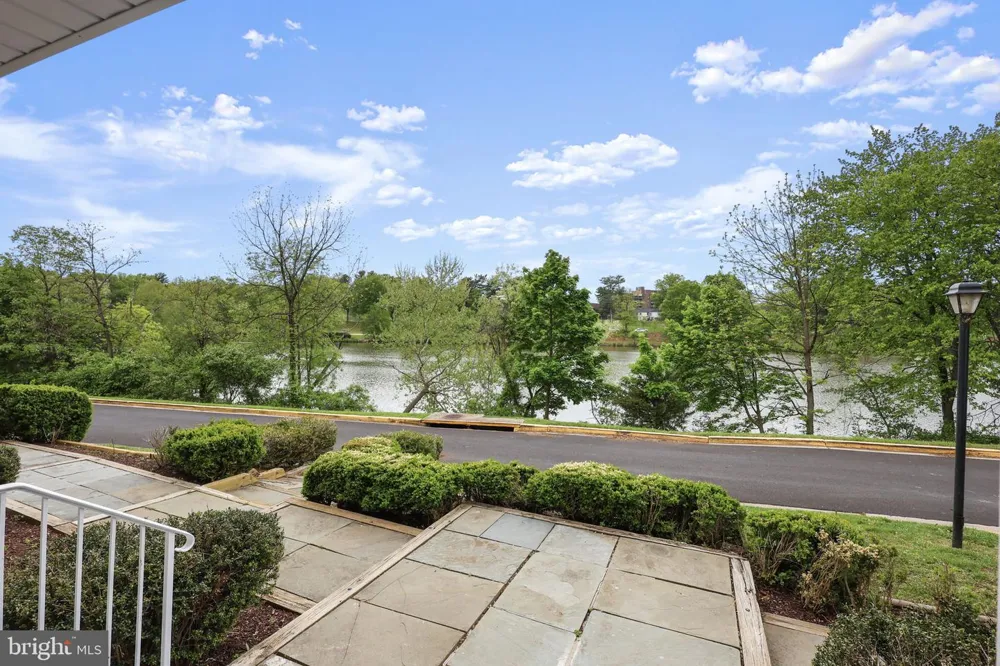 9725 LOOKOUT PLACE Gaithersburg, MD 20886