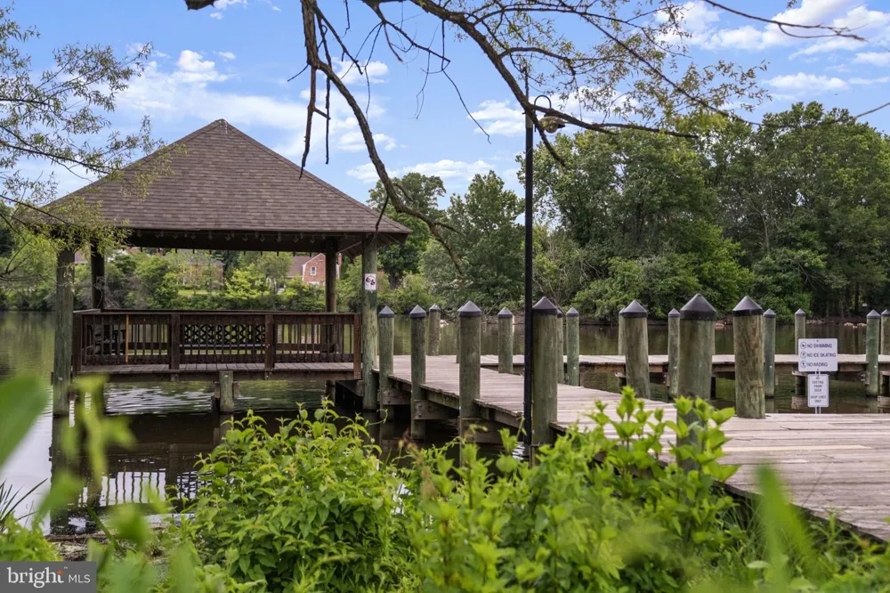 9725 LOOKOUT PLACE Gaithersburg, MD 20886