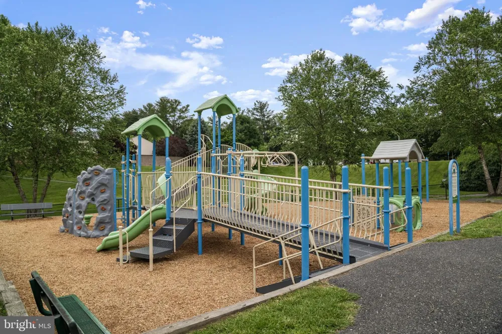 9725 LOOKOUT PLACE Gaithersburg, MD 20886