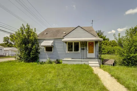 24501 Fern Avenue