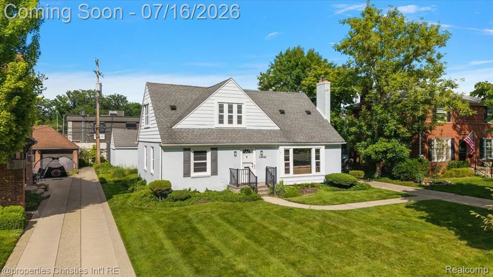 26642 York Road Huntington Woods City, MI 48070