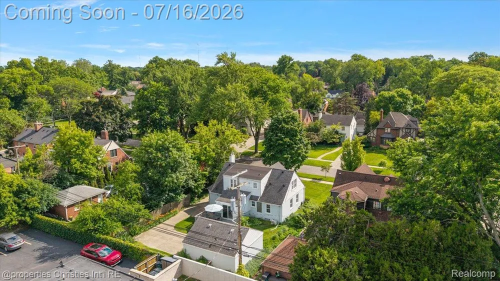 26642 York Road Huntington Woods City, MI 48070