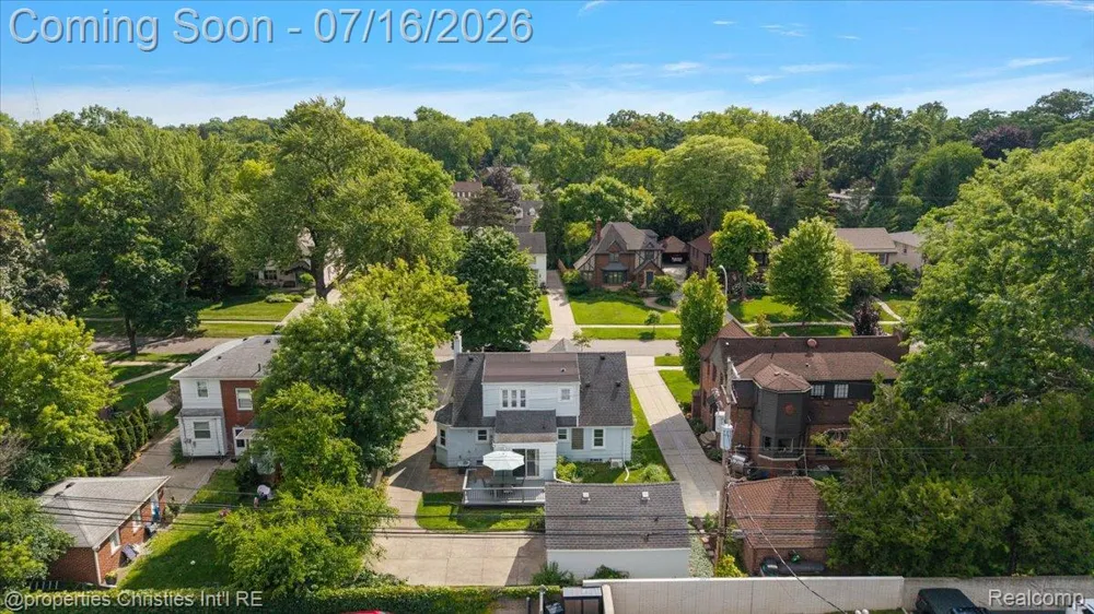 26642 York Road Huntington Woods City, MI 48070