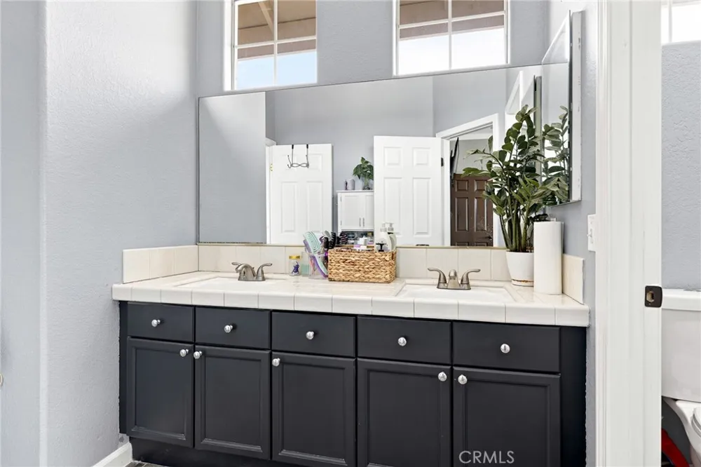 42103 Desert Hill Drive Quartz Hill, CA 93536