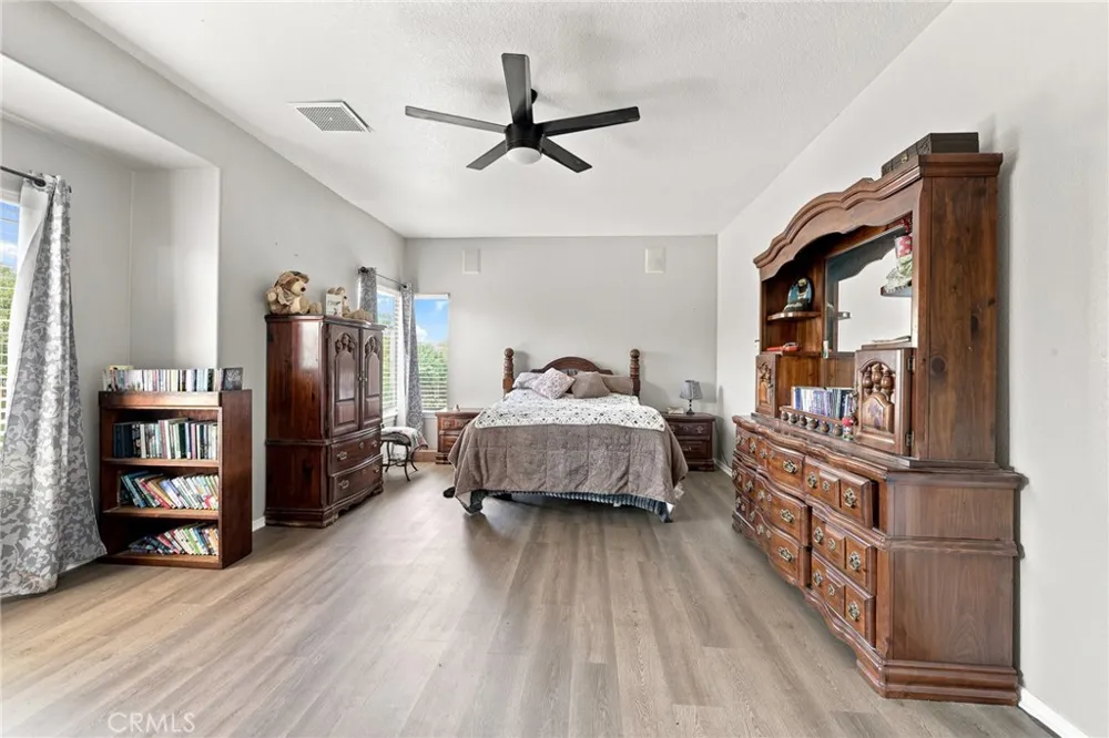 42103 Desert Hill Drive Quartz Hill, CA 93536