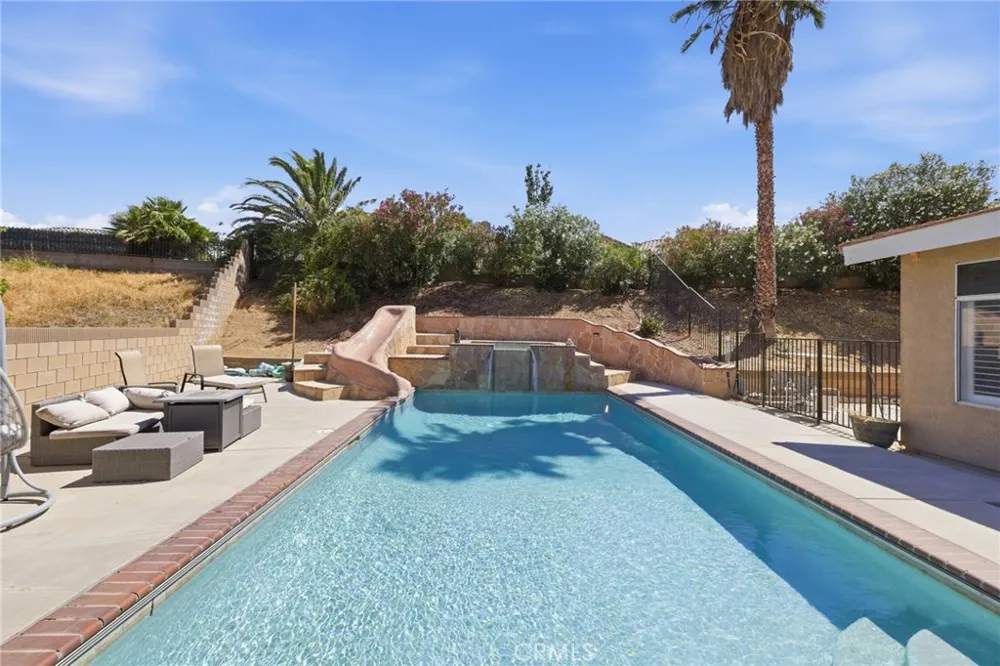 42103 Desert Hill Drive Quartz Hill, CA 93536