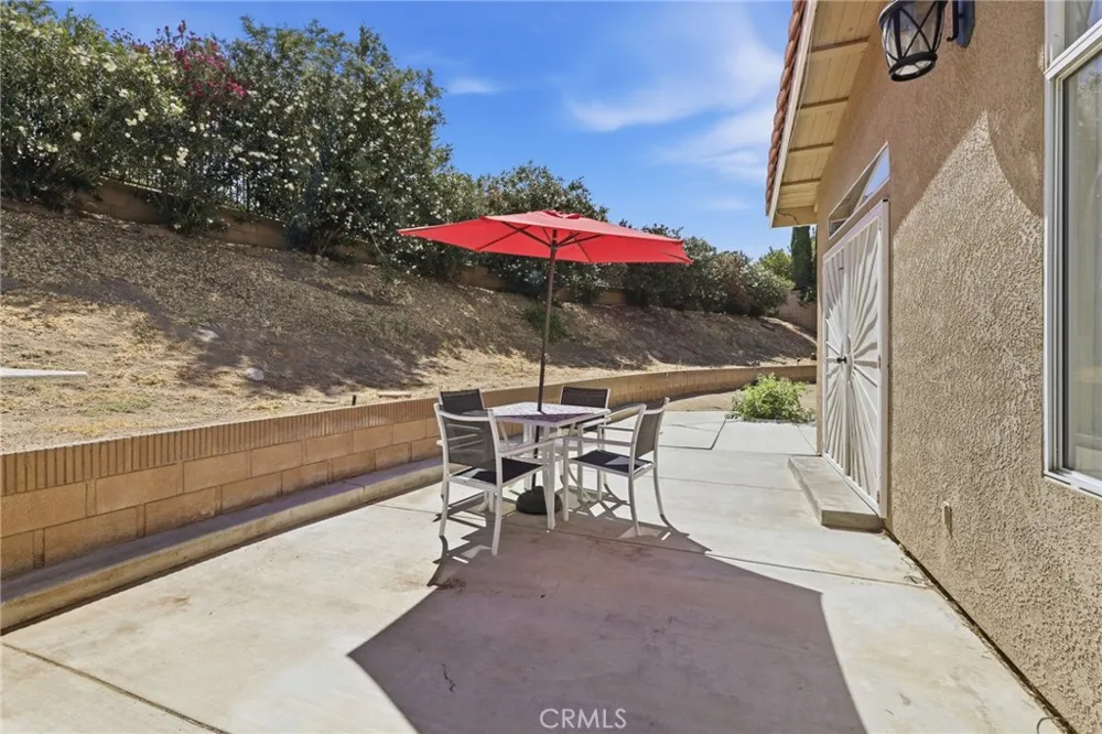 42103 Desert Hill Drive Quartz Hill, CA 93536