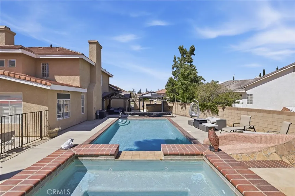 42103 Desert Hill Drive Quartz Hill, CA 93536