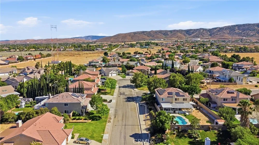 42103 Desert Hill Drive Quartz Hill, CA 93536