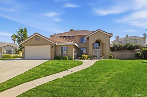 42103 Desert Hill Drive