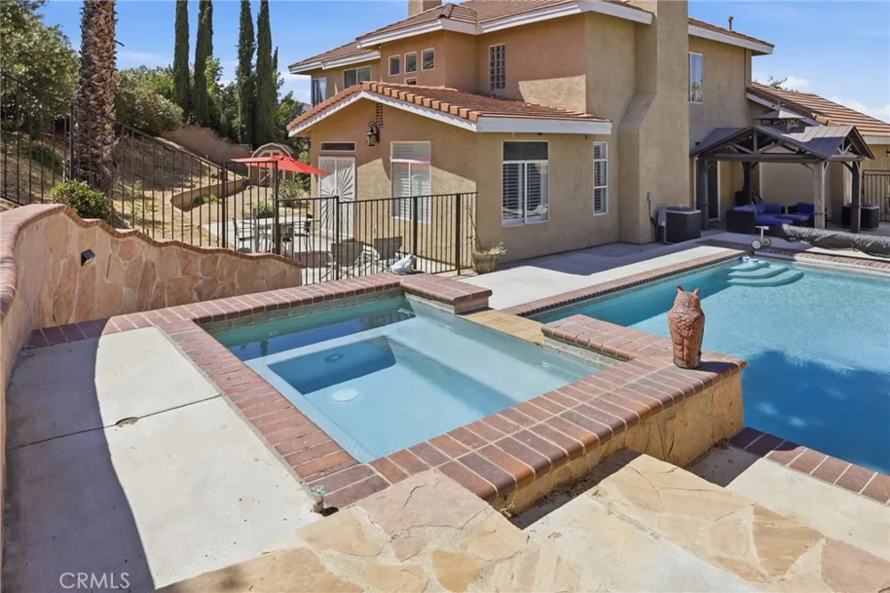 42103 Desert Hill Drive Quartz Hill, CA 93536
