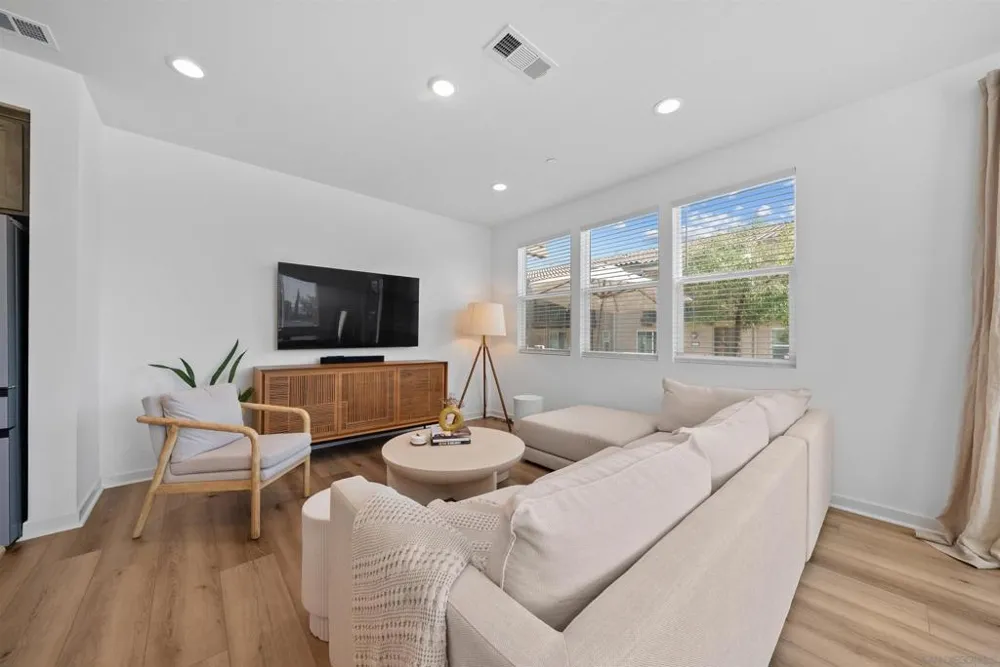 39392 Corvina Ln Temecula, CA 92591