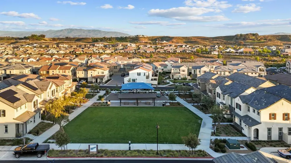 39392 Corvina Ln Temecula, CA 92591