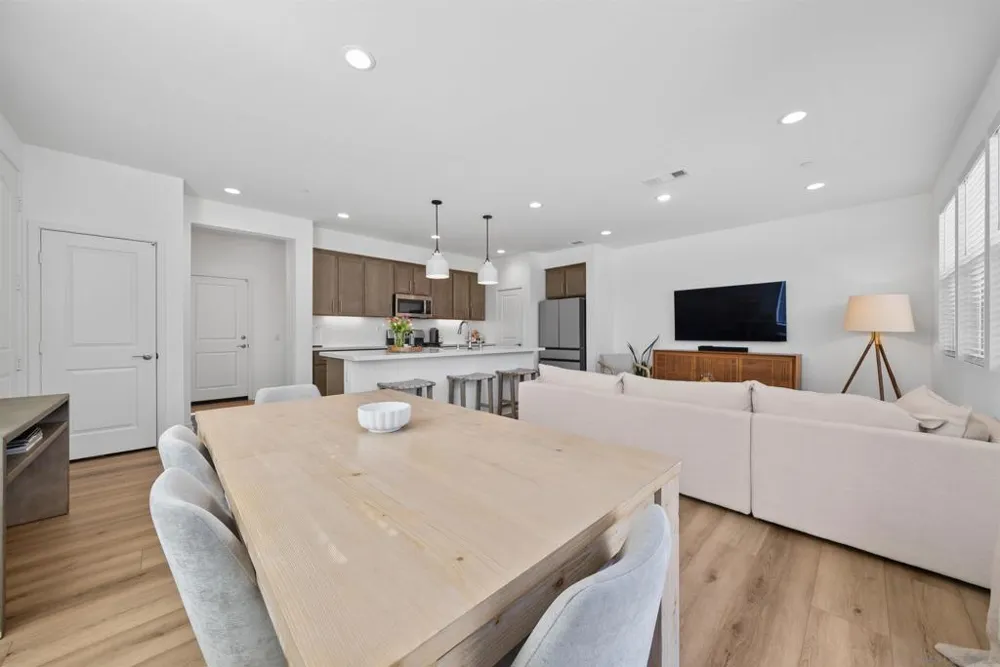 39392 Corvina Ln Temecula, CA 92591